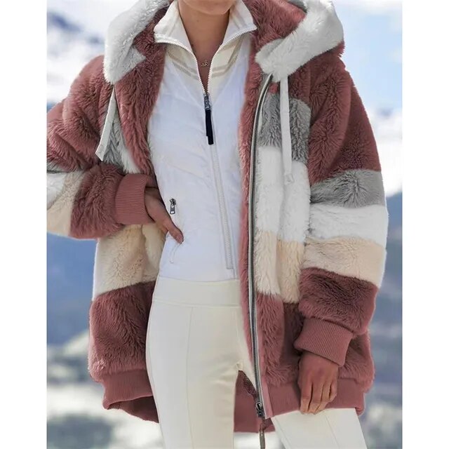 Manteau en teddy pour femmes avec capuche