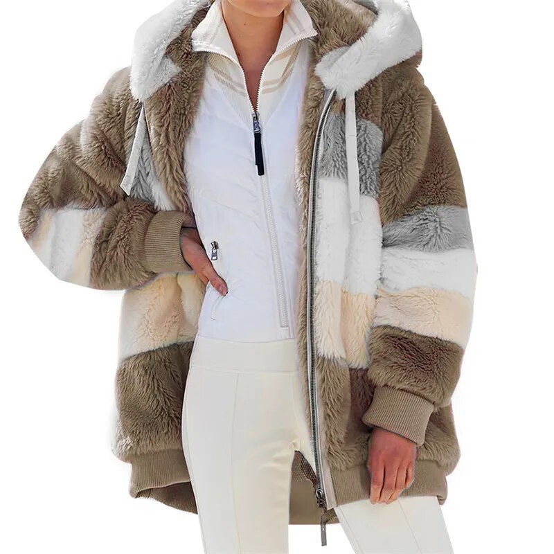Manteau en teddy pour femmes avec capuche