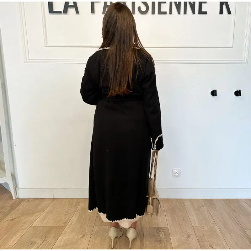 Manteau pour femmes avec col revers et poches