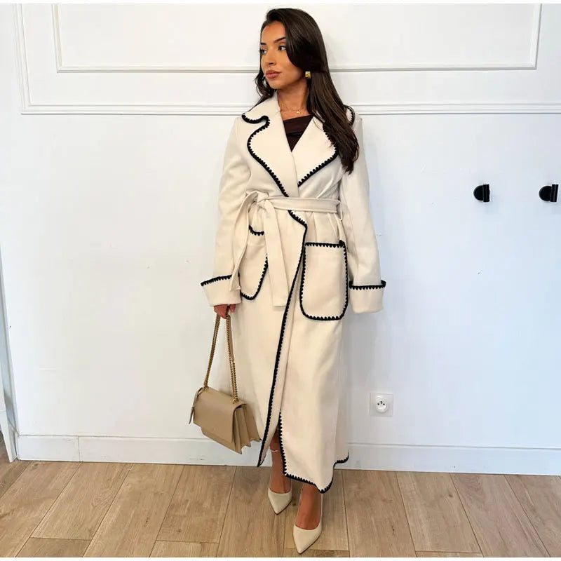 Manteau pour femmes avec col revers et poches