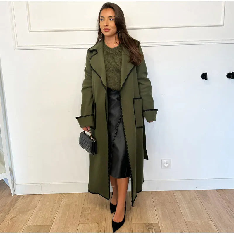 Manteau pour femmes avec col revers et poches