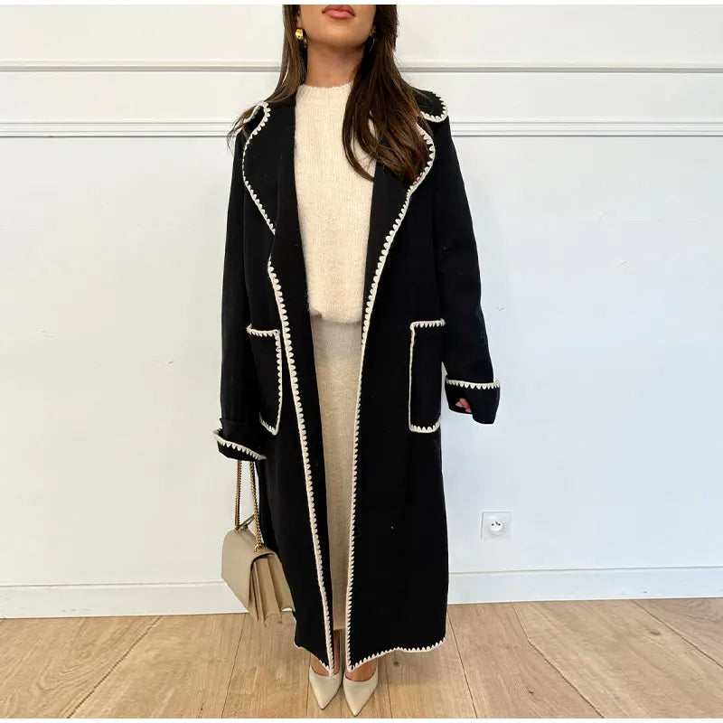 Manteau pour femmes avec col revers et poches