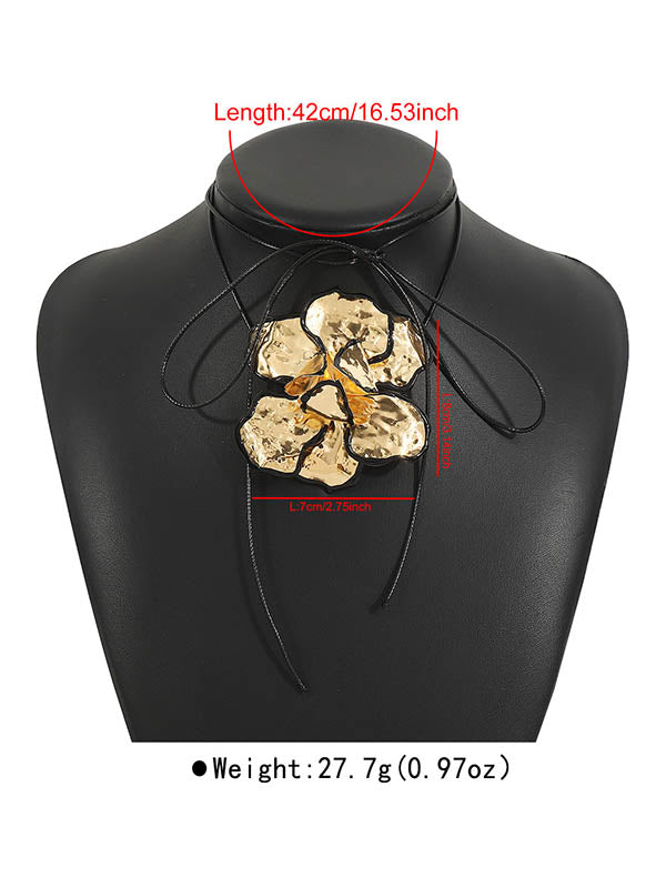 Collier noué en forme de fleur
