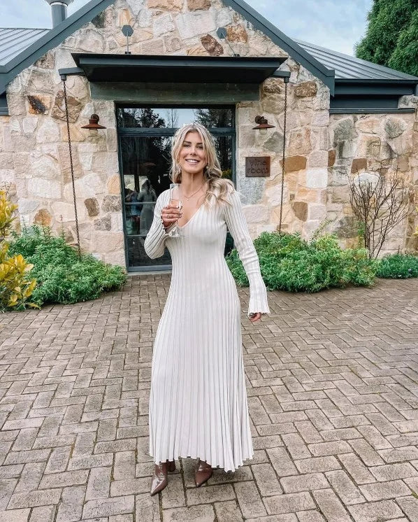 Sara - Nouvelle Robe Midi Tricot d'Automne avec Manches