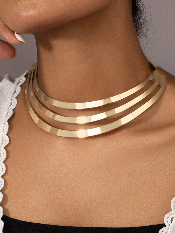 Collier géométrique ajouré à chaîne