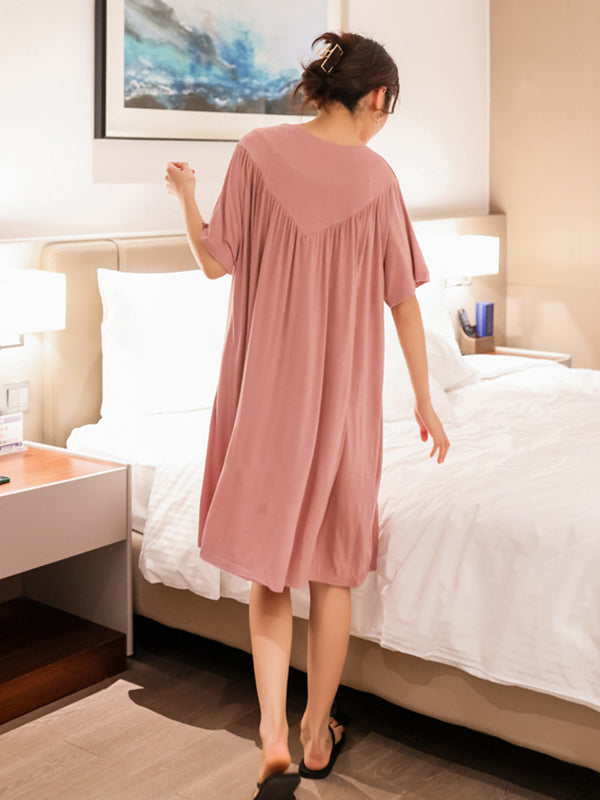 Robe pyjama ample en modal plissée de couleur unie