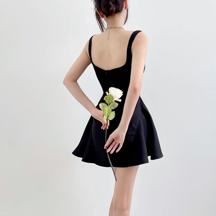Charina - Robe mini évasée noire