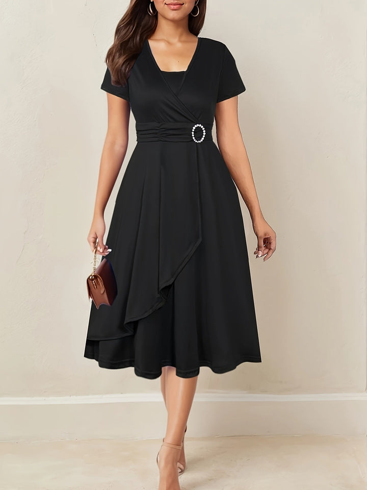 Elisa | Robe midi à encolure en V avec ourlet asymétrique