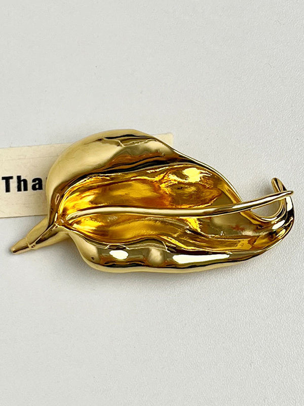 Broche géométrique en forme de feuilles