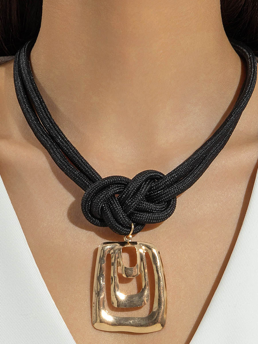 Collier géométrique