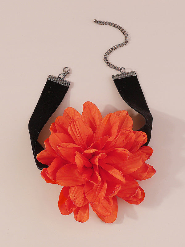 Collier à chaîne, à fleurs en 3D