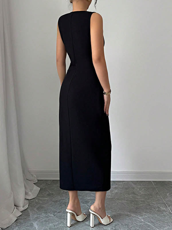 Robe mi-longue moulante fendue sur le côté taille haute, à nœud, à col rond