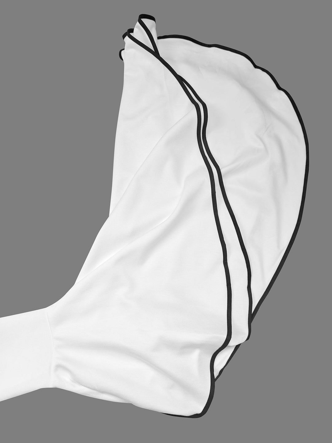 Robe courte à manches évasées, à manches longues, à col montant, couleur unie