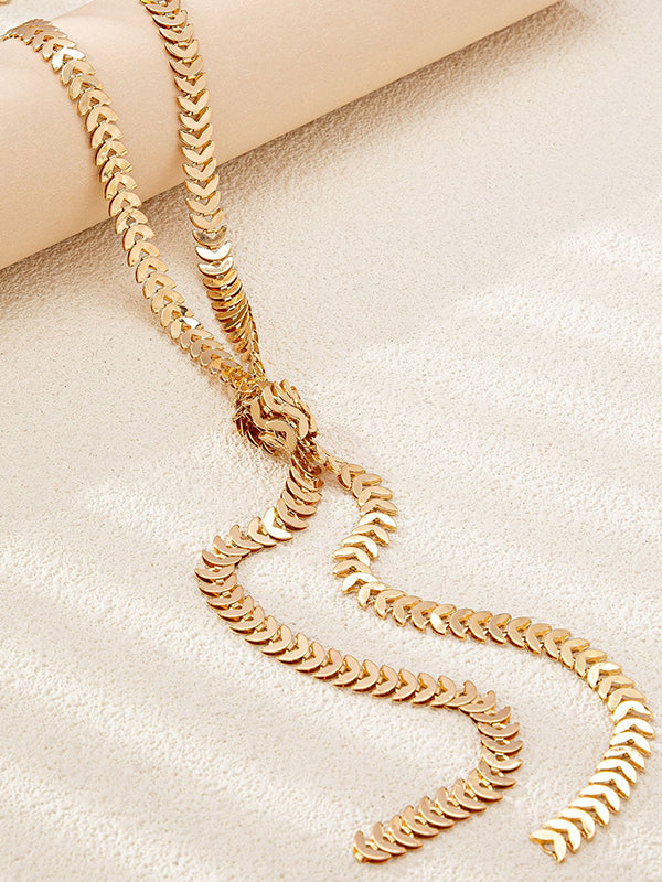 Collier géométrique à nœud