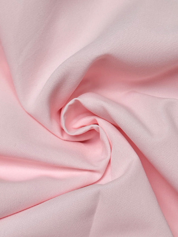 Robe chemise superposée plissée coupe trapèze, à manches longues, à poches, à empiècements, à col revers, couleur unie