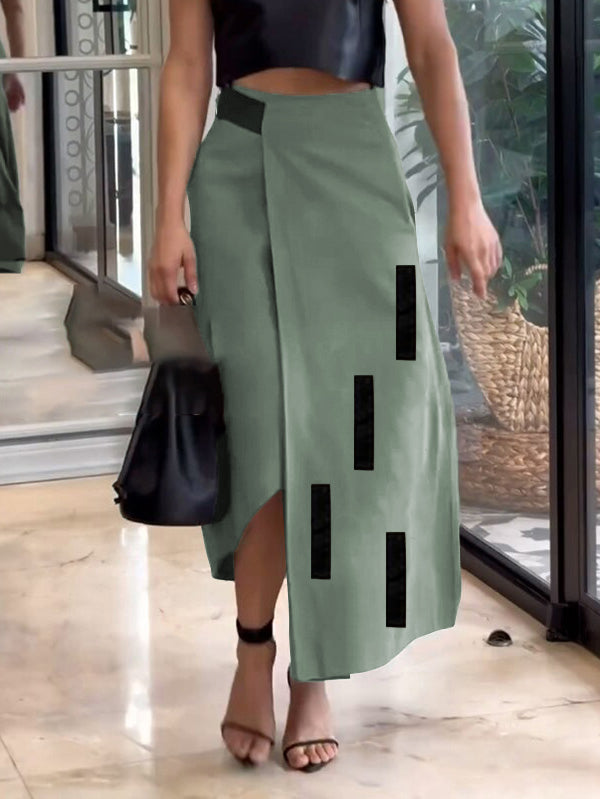 Jupe ample asymétrique coupe trapèze, à taille élastique, à poches, à empiècements