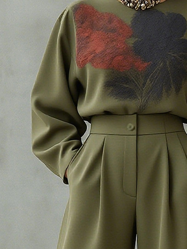 Pantalon ample plissé à jambes larges, à imprimé floral, à empiècements