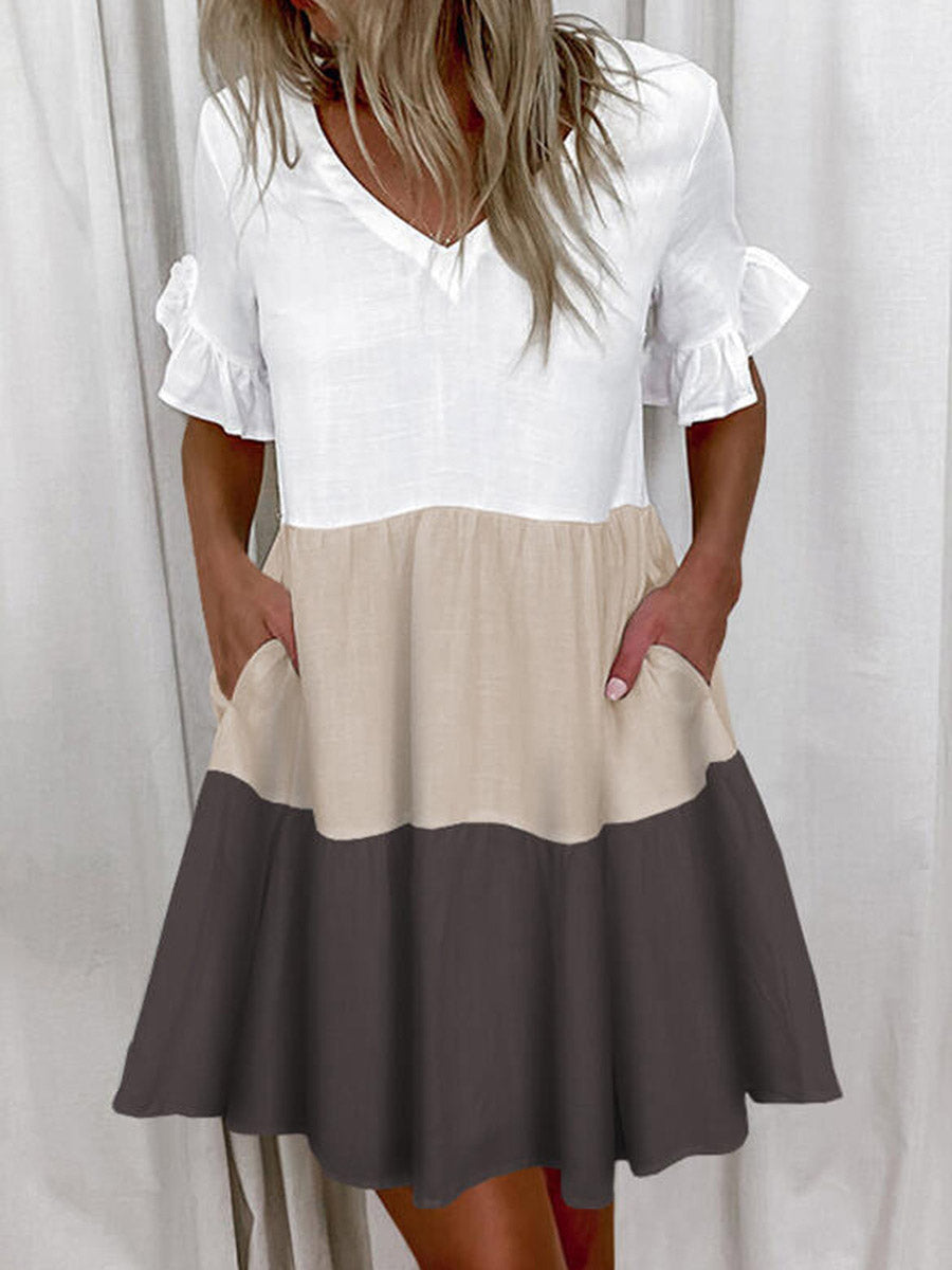 Robe mi-longue plissée imprimée coupe trapèze, taille haute, à poches, à empiècements, à col en V, couleur contrastée