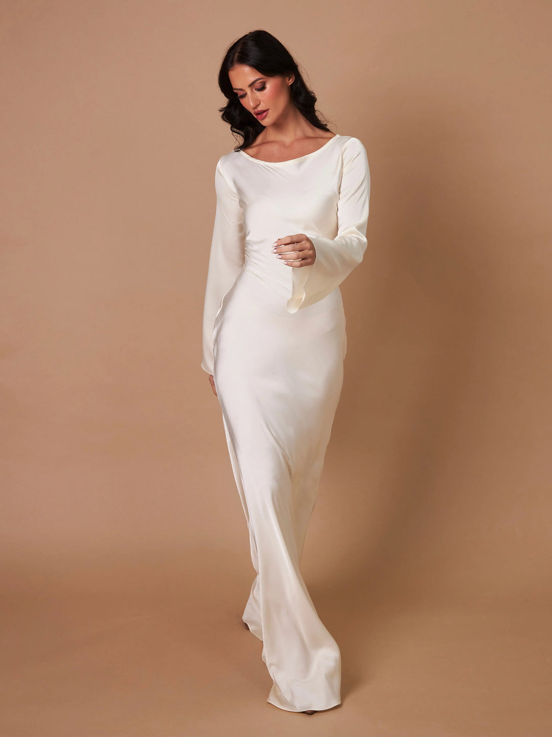 Adelgunde | Robe Maxi à Manches Longues pour Femmes avec Silhouette Élégante