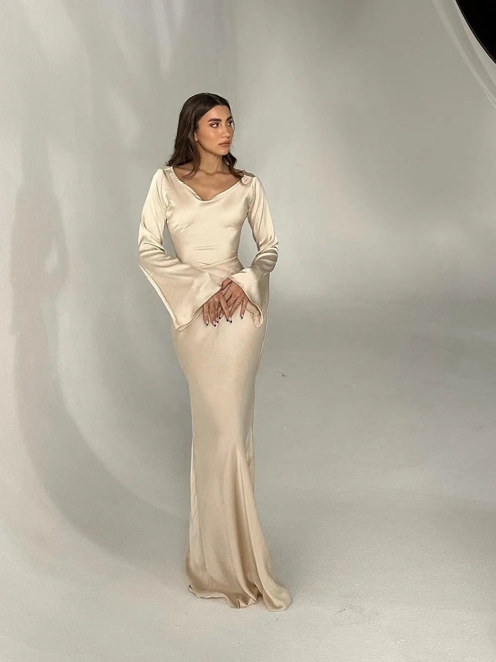 Adelgunde | Robe Maxi à Manches Longues pour Femmes avec Silhouette Élégante