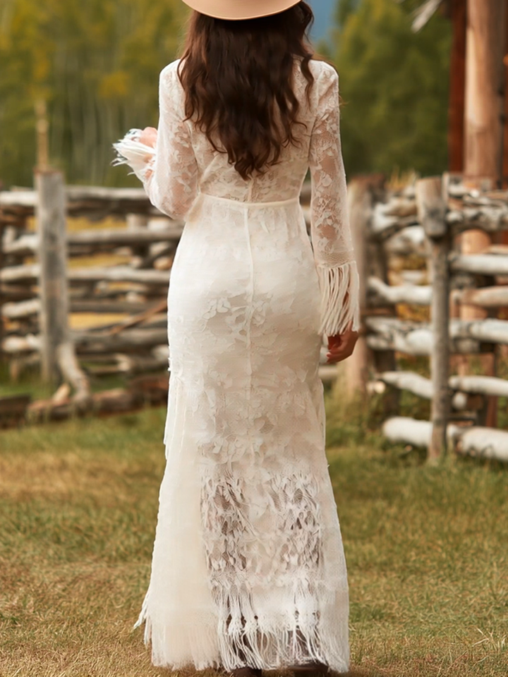 Adelina | Robe Maxi à Manches Longues avec Décolleté en V et Franges