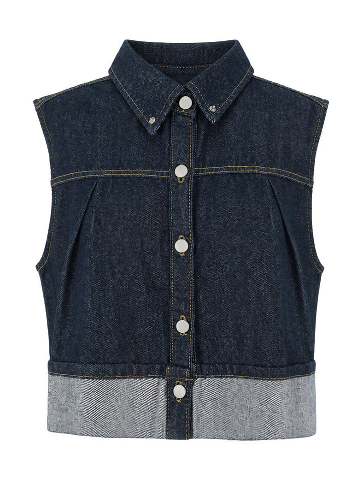 Gilet sans manches ample boutonné plissé à empiècements, à col revers
