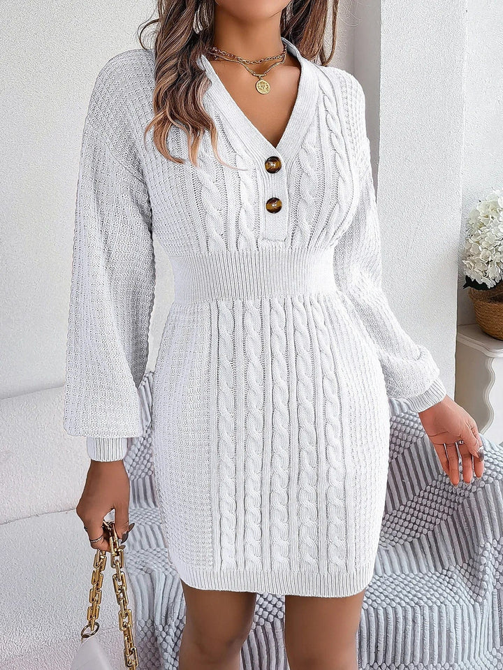 Romy | Robe en tricot élégante pour femmes à manches longues et avec boutons