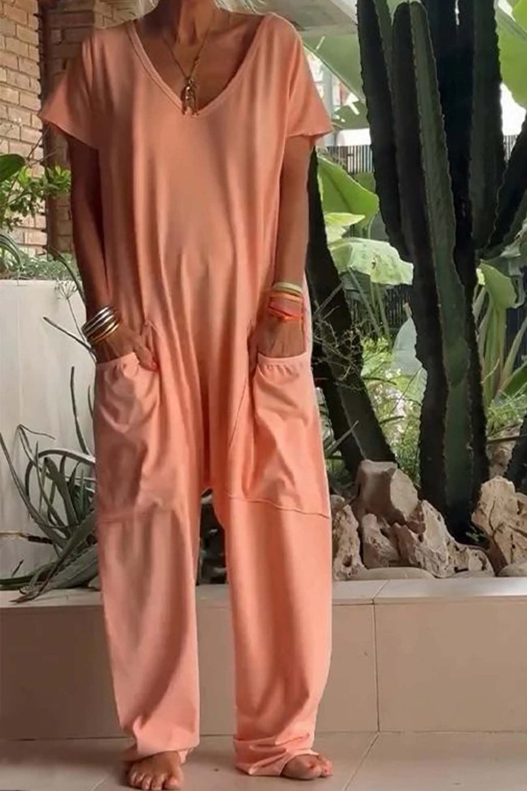 Amira | Combinaison à Encolure en V pour Femmes à Manches Courtes