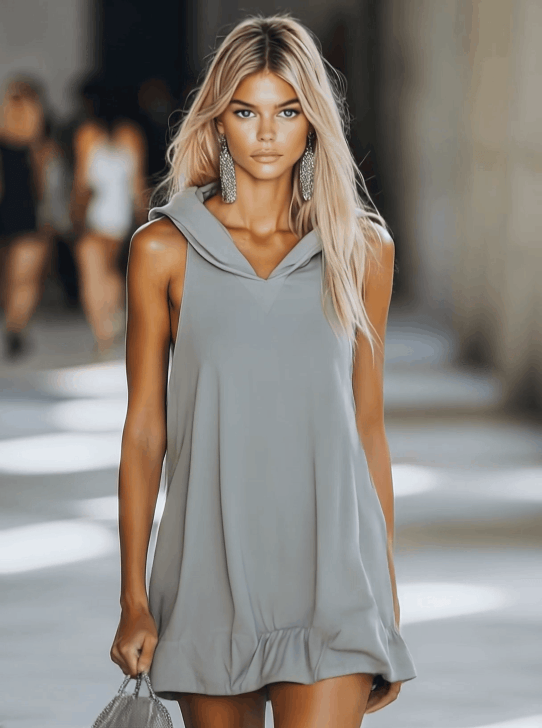 Annelore | Robe Mini Sans Manches à Capuche pour Femmes