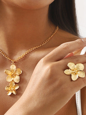 Parure collier et bague en forme de fleur