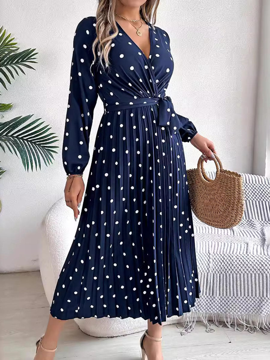 Robe chemise plissée taille haute, à manches longues, à pois, à taille nouée, à col en V