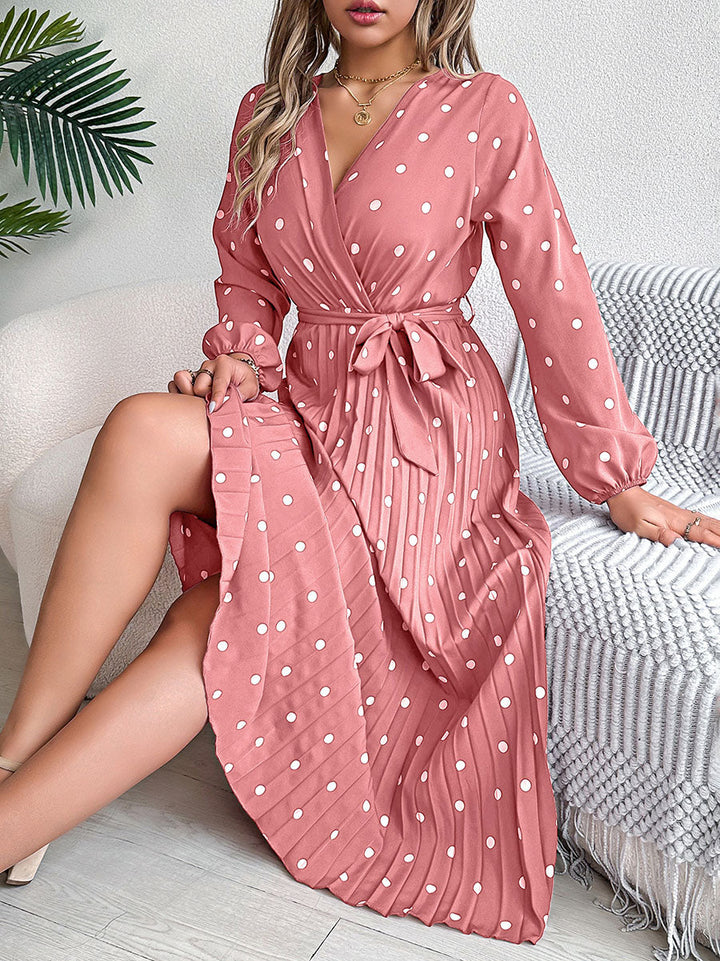 Robe chemise plissée taille haute, à manches longues, à pois, à taille nouée, à col en V