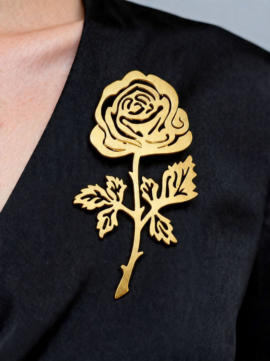 Broche en forme de fleur, couleur unie