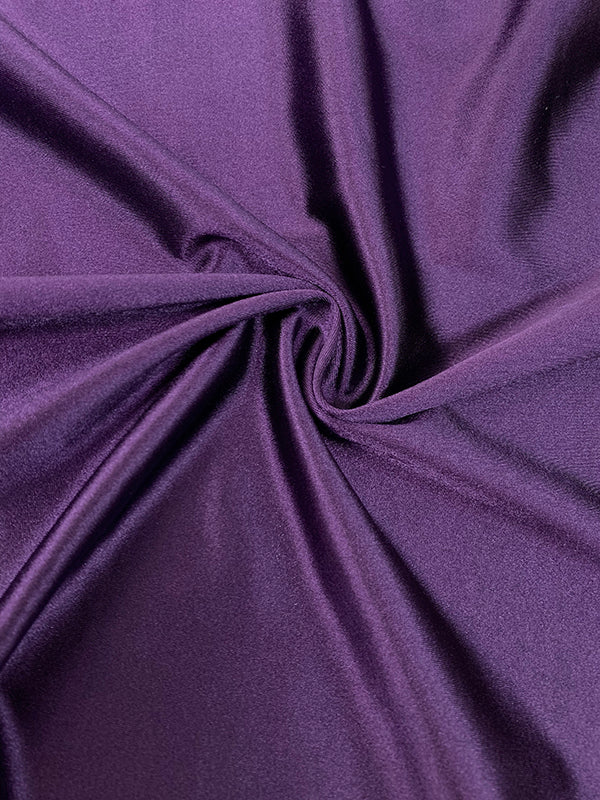 Robe longue moulante plissée fendue devant à manches longues, à taille nouée, à décolleté en V profond, couleur unie