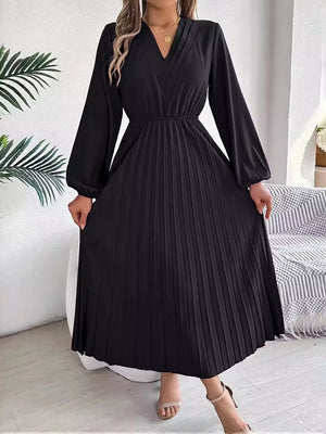 Robe longue plissée coupe trapèze, taille haute, à taille élastique, à col en V, couleur unie