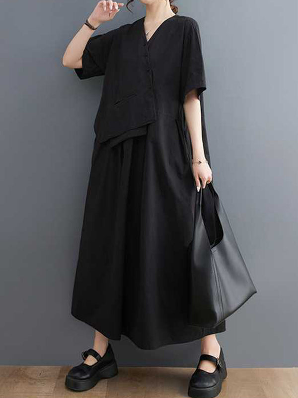Robe mi-longue ample plissée à manches courtes, à empiècements, à col en V, couleur unie