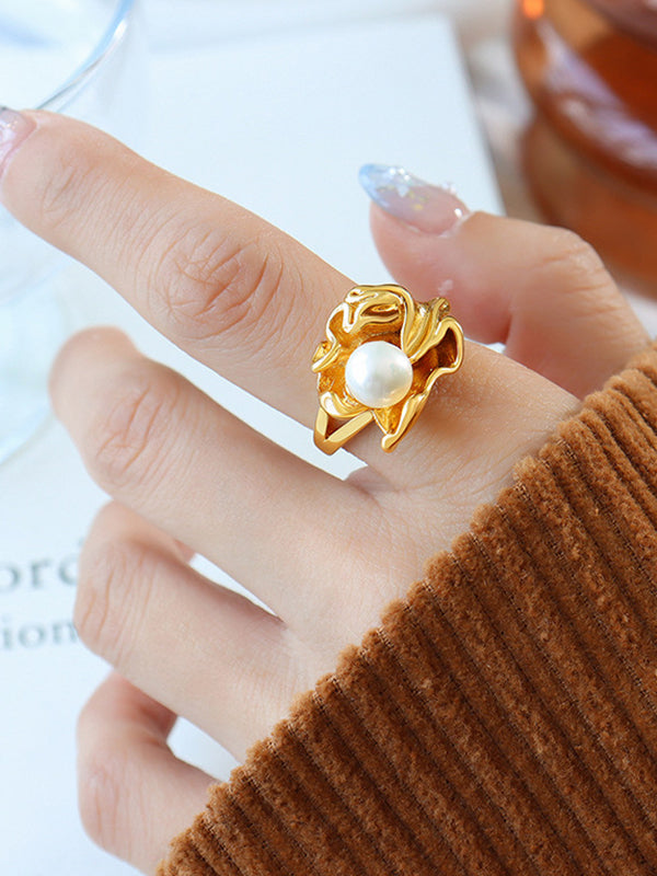 Bague plissée à coupe irrégulière