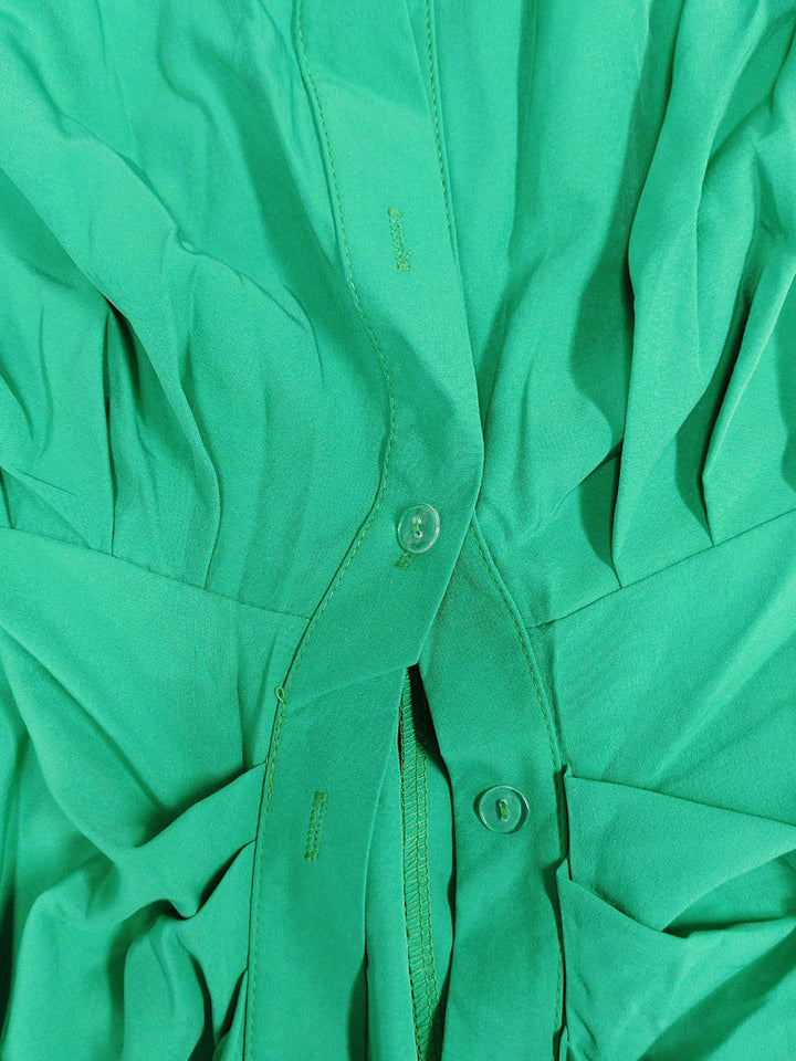 Robe chemise boutonnée plissée à taille élastique, taille haute, à empiècements, à taille nouée, à col revers, couleur unie