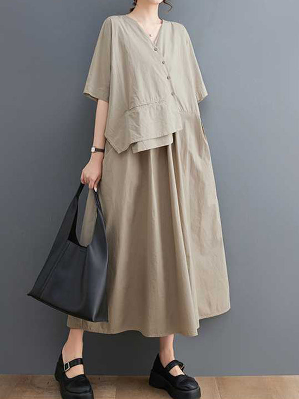 Robe mi-longue ample plissée à manches courtes, à empiècements, à col en V, couleur unie