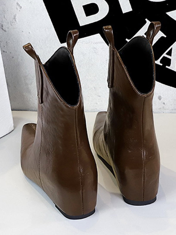 Chaussures à bout pointu, à empiècements, couleur unie