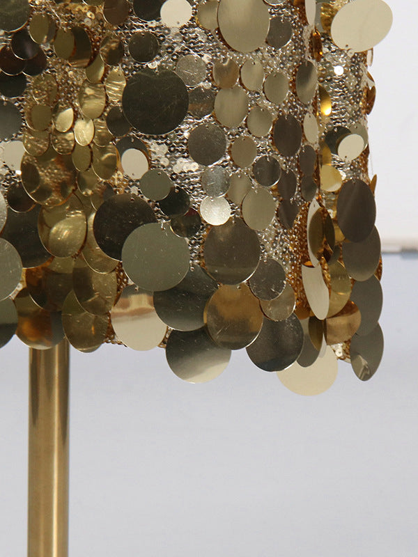 Jupe brillante coupe trapèze, taille haute, à sequins