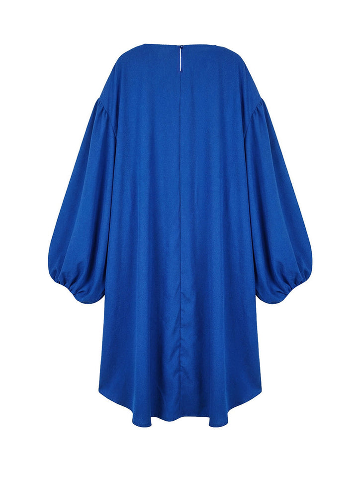 Robe mi-longue plissée à manches chauve-souris, à ourlet plongeant, à empiècements, à col rond, couleur unie