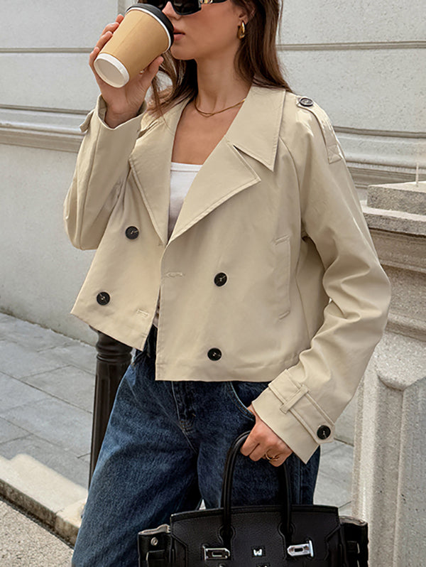 Veste boutonnée à manches longues, à empiècements, à col cranté, couleur unie