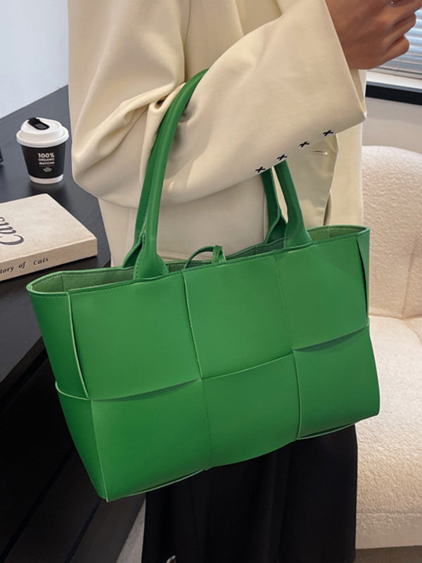 Sacs à bandoulière tissés à empiècements de couleur unie