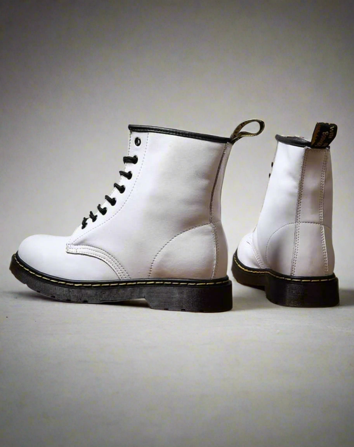 Bottes d'hiver en cuir stylées et confortables à tige haute pour femmes