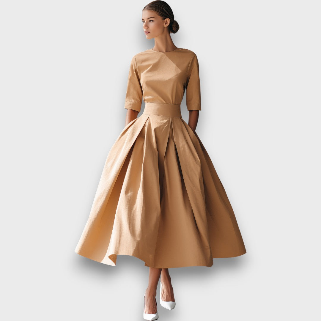 Amarisse – Robe midi en coton structuré