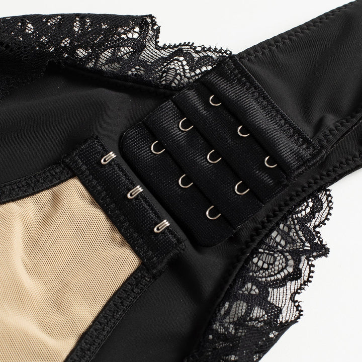 Allurace 2.0 - Body élégant avec décolleté en V profond