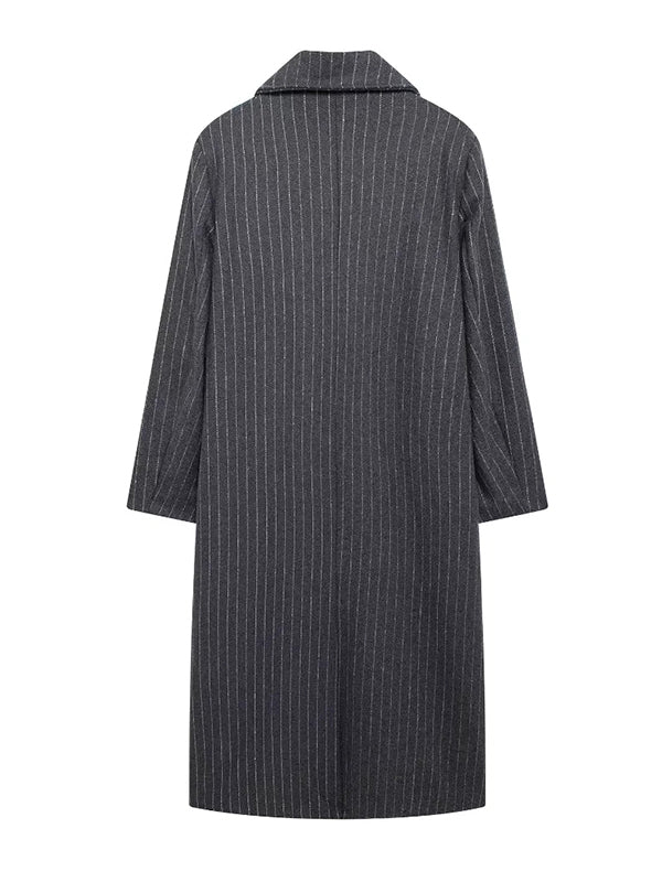 Manteau en laine ample rayé à manches longues, à empiècements, à col revers