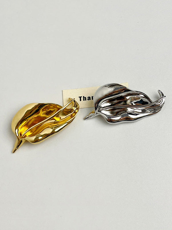 Broche géométrique en forme de feuilles