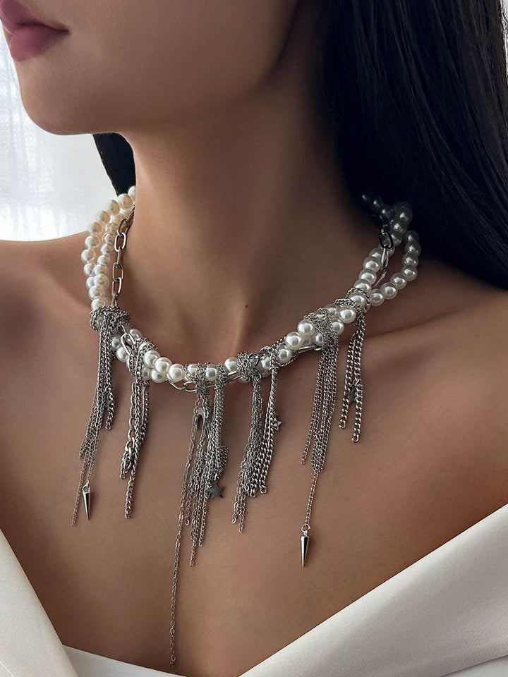 Collier géométrique à chaîne, à pompons